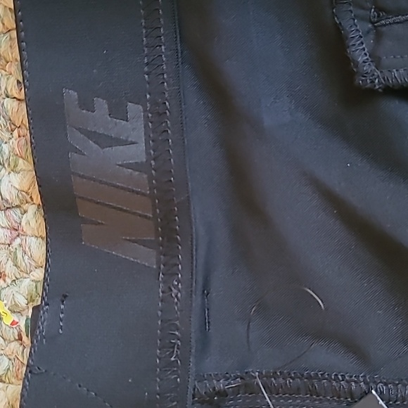 NIKE BRAND MENS BIG & TALL BLACK GOLF SHORTS SIZE 50 - Picture 6 of 13